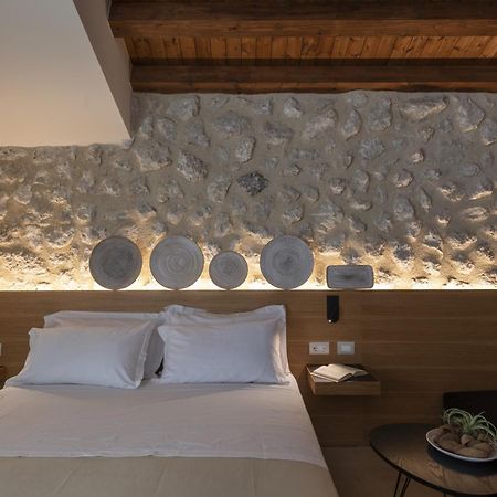 Borgo Giallonardo Wine Relais Реалмонте Екстериор снимка