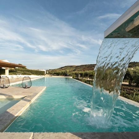 Borgo Giallonardo Wine Relais Реалмонте Екстериор снимка