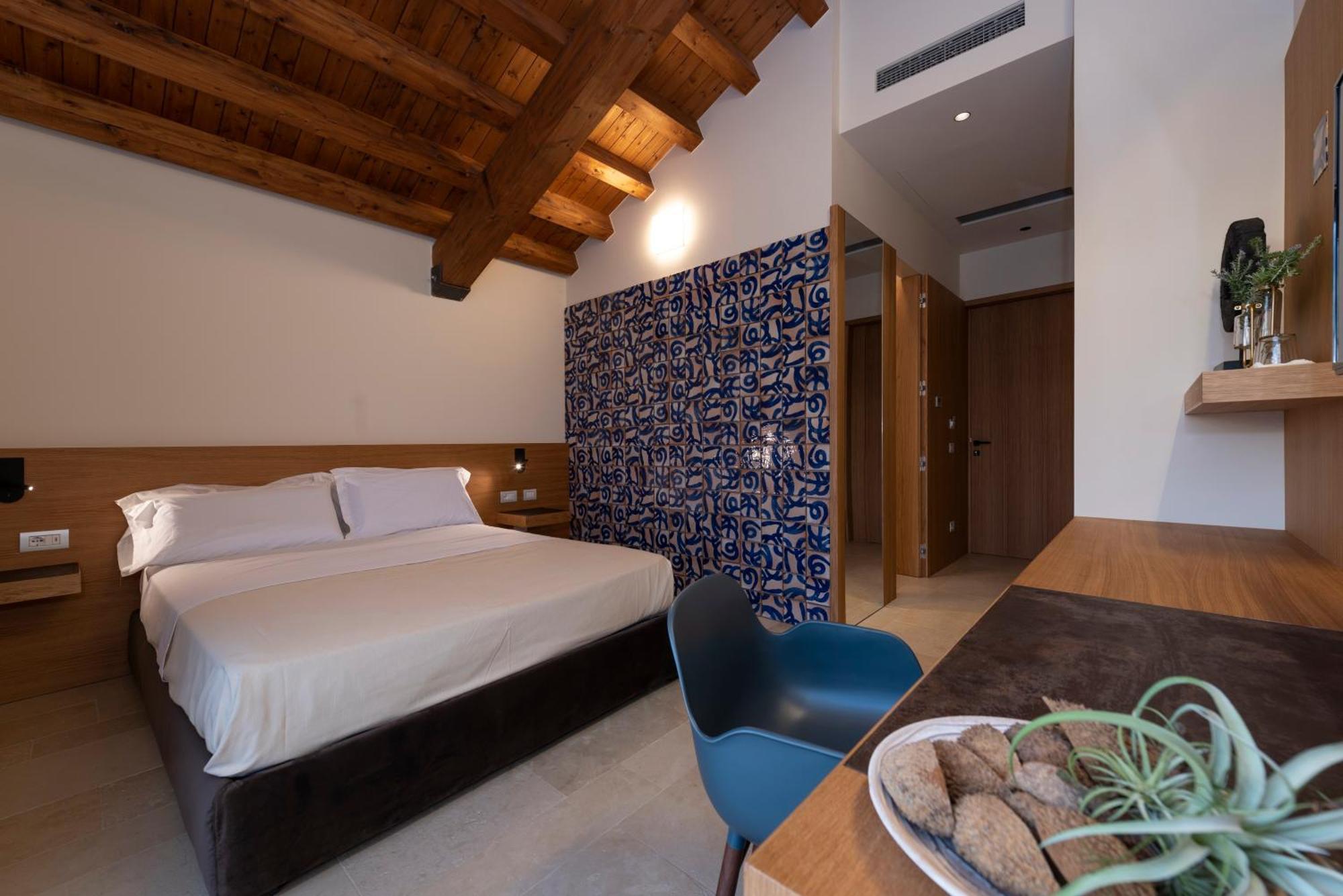 Borgo Giallonardo Wine Relais Реалмонте Екстериор снимка