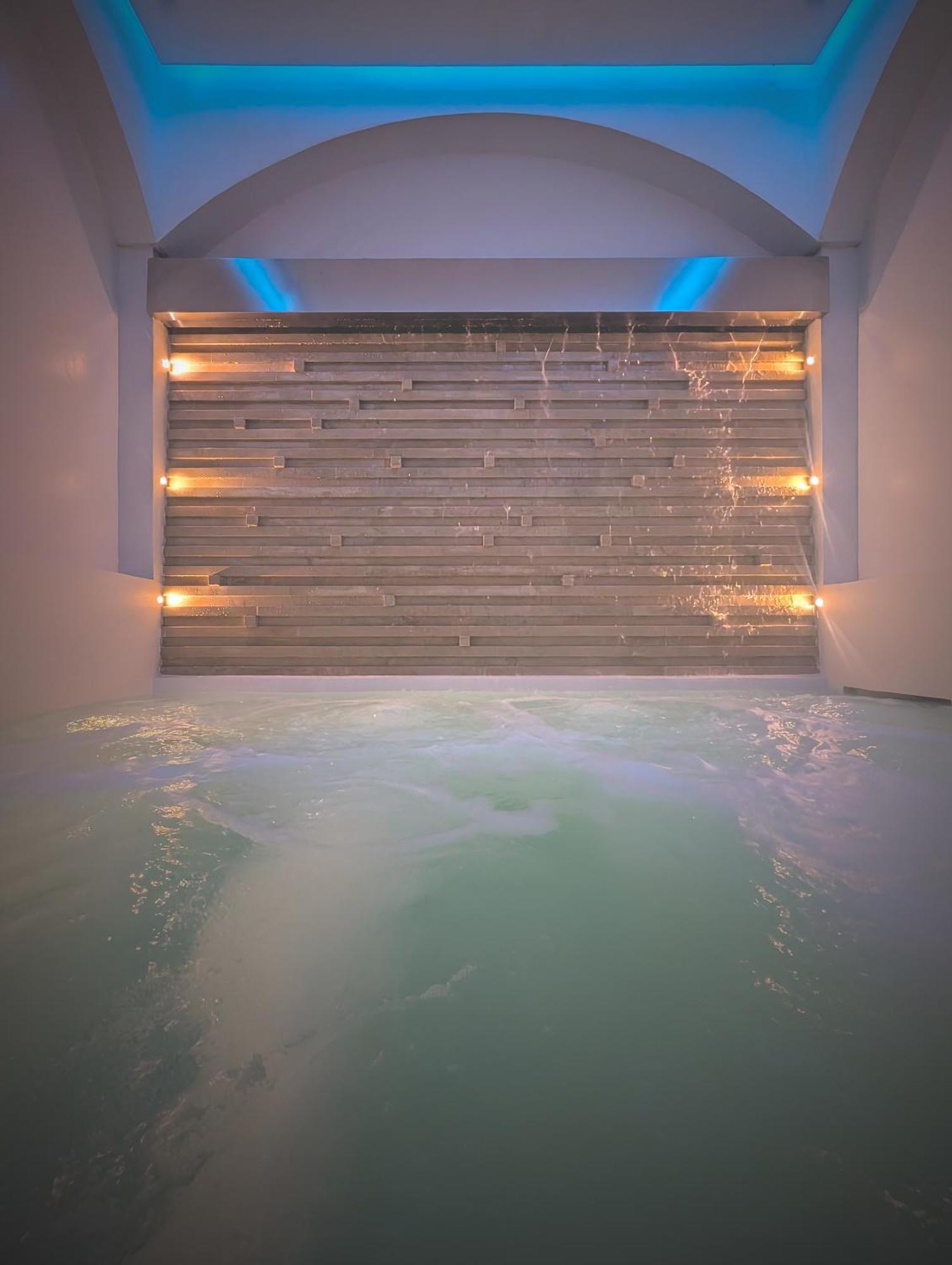 Borgo Giallonardo Wine Relais Реалмонте Екстериор снимка