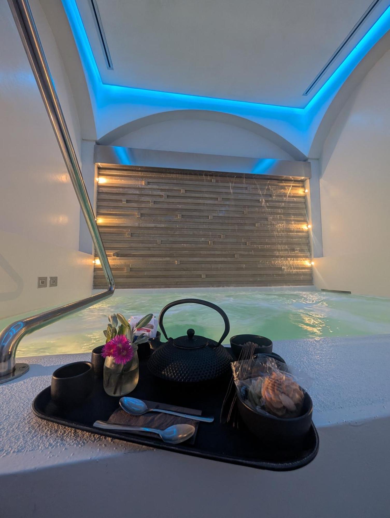 Borgo Giallonardo Wine Relais Реалмонте Екстериор снимка