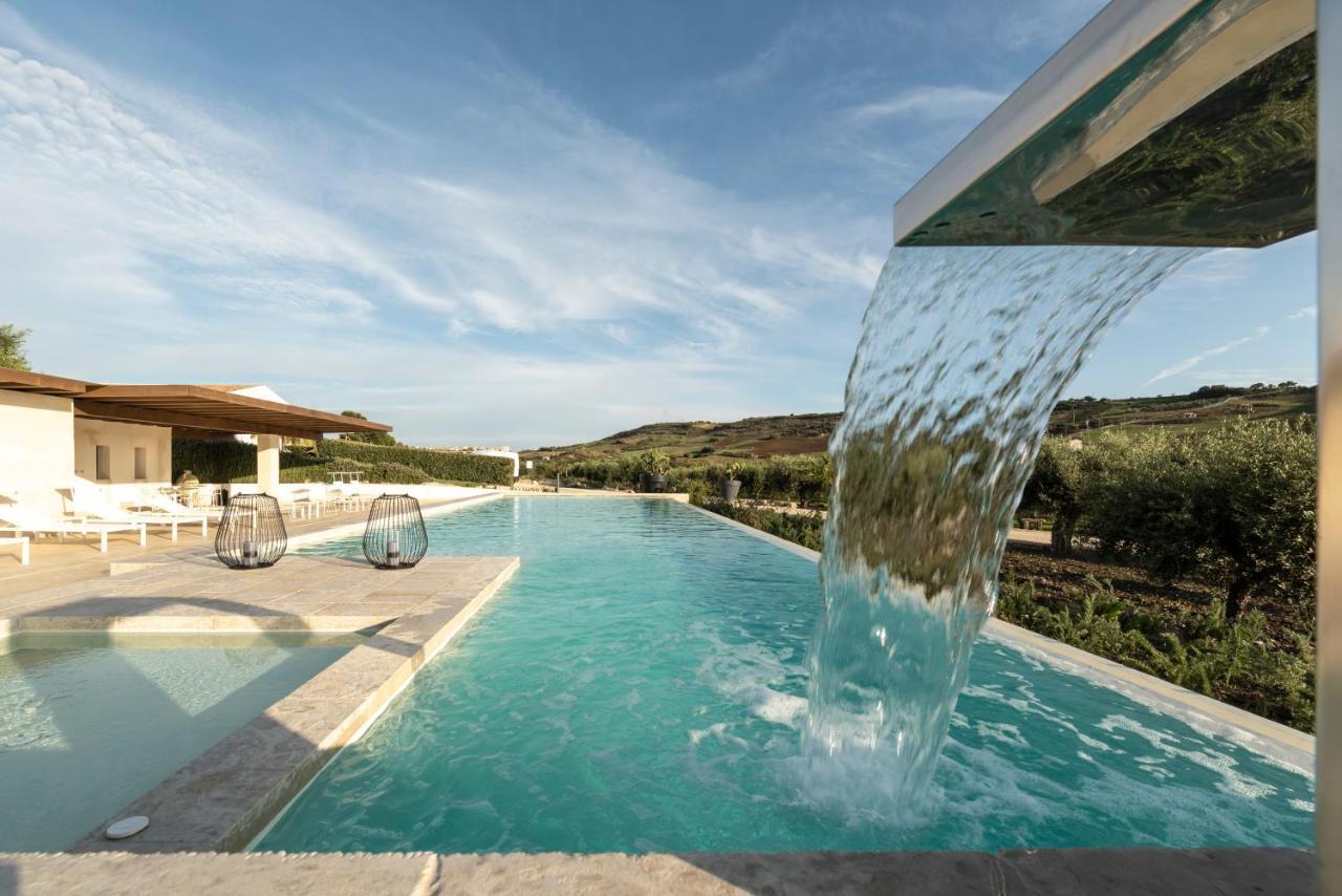 Borgo Giallonardo Wine Relais Реалмонте Екстериор снимка