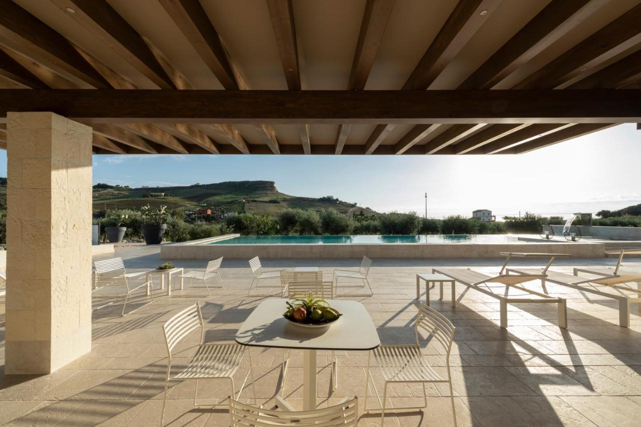 Borgo Giallonardo Wine Relais Реалмонте Екстериор снимка