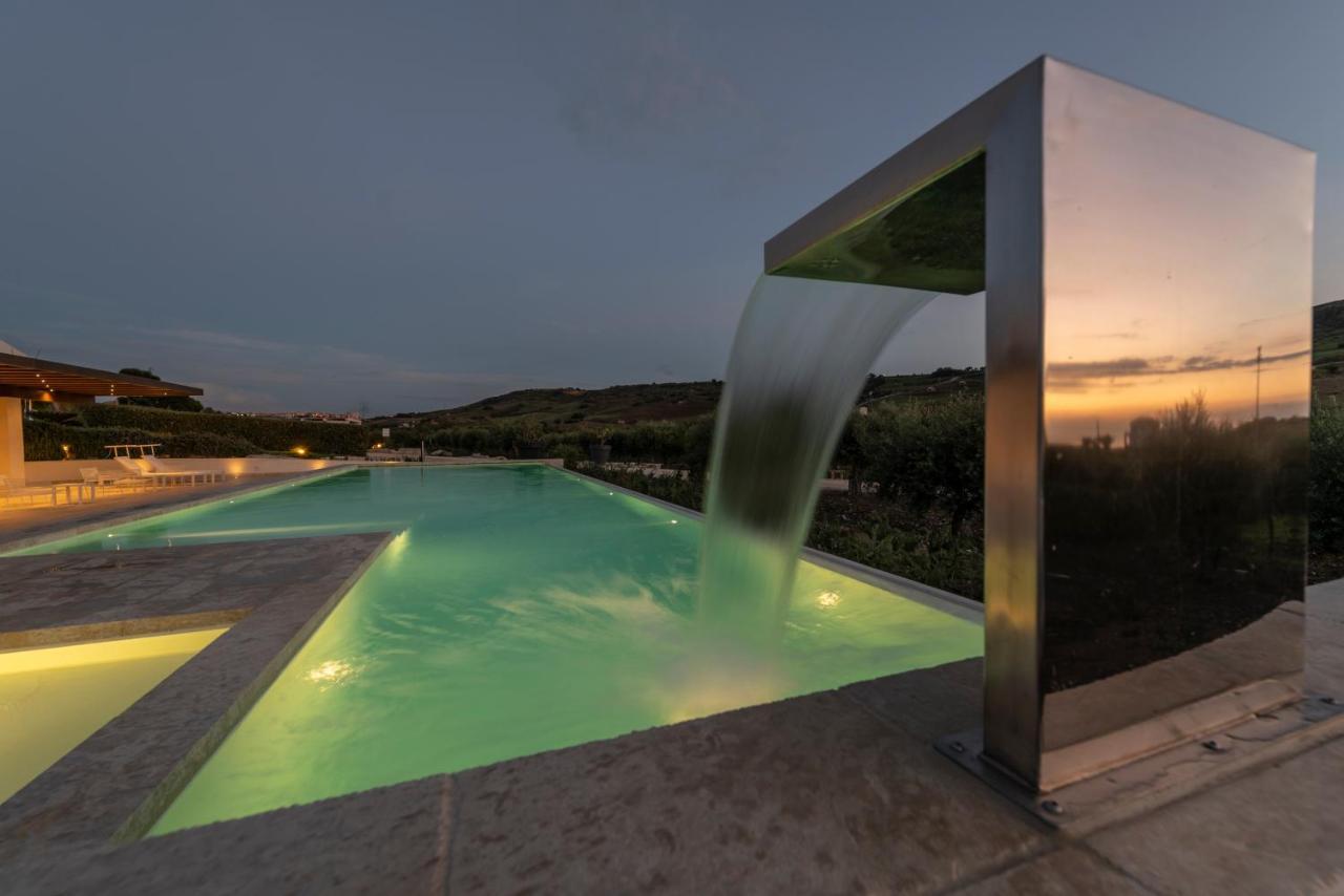 Borgo Giallonardo Wine Relais Реалмонте Екстериор снимка